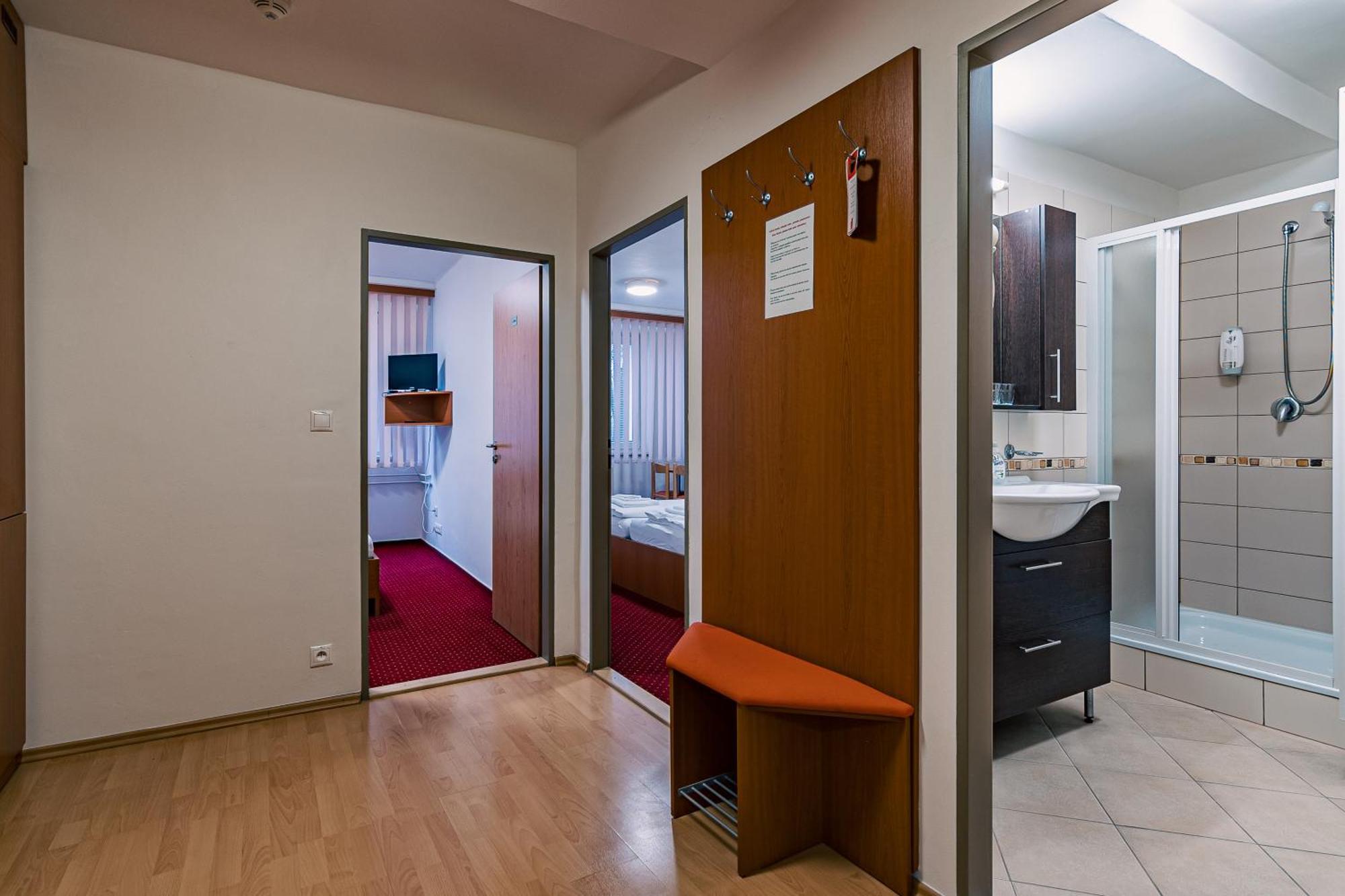 Hotel Garni Vsb Ostrava Eksteriør bilde