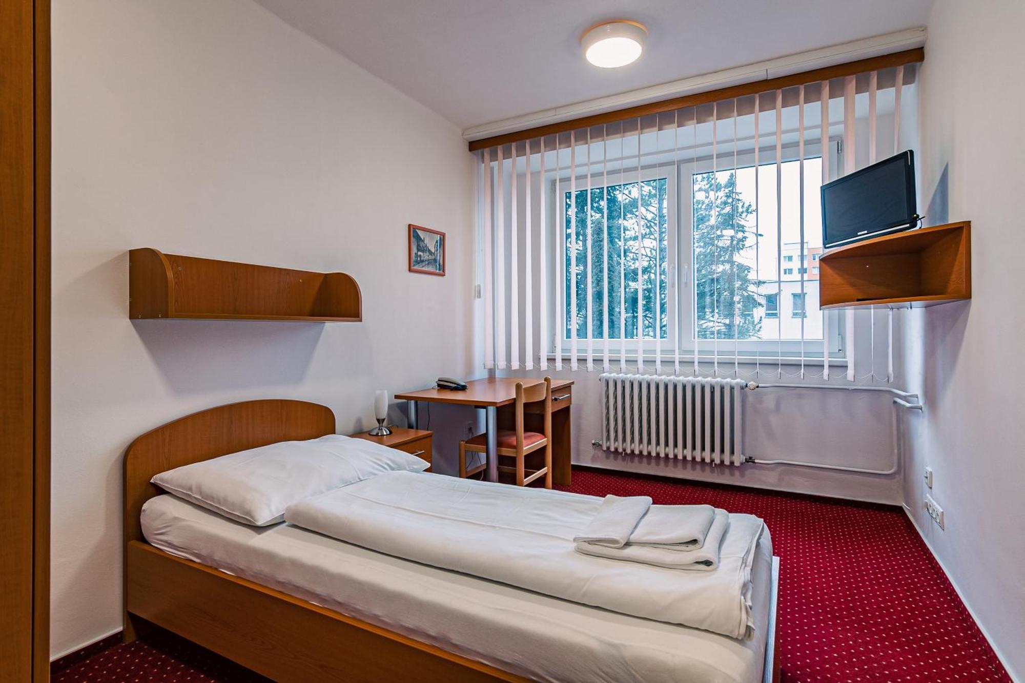 Hotel Garni Vsb Ostrava Eksteriør bilde